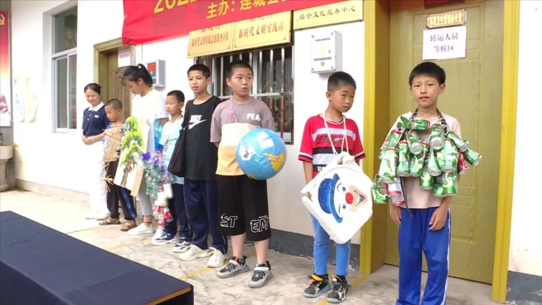 「冠豸山下是我家」连城:开展“世界环境日”村庄清洁美化行动