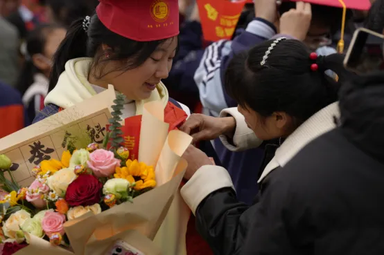 韶华初战凌云志  青春正盛谱华章——成人礼宣传报道稿 2025.3.16(3)8037.png