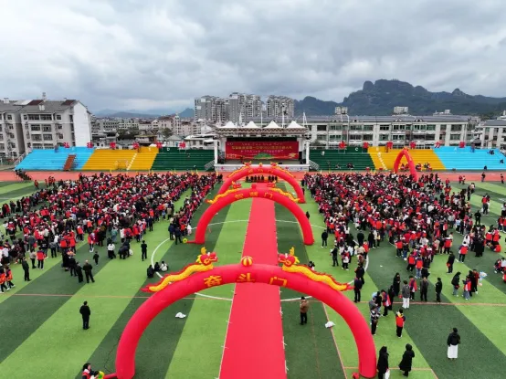 韶华初战凌云志  青春正盛谱华章——成人礼宣传报道稿 2025.3.16(3)105.png