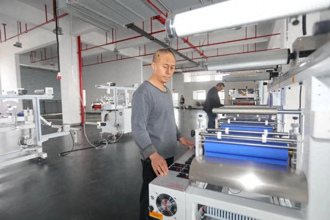 连城炳城精密技术模切制造项目：一个半月高效投产！刷新项目落地“连城速度”