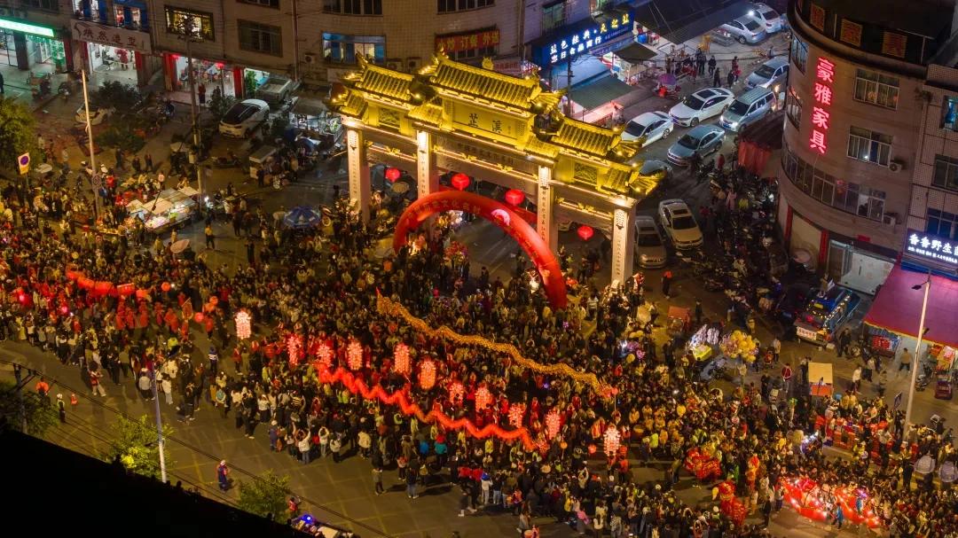 2026年春节，将有近百盏芷溪花灯出游！