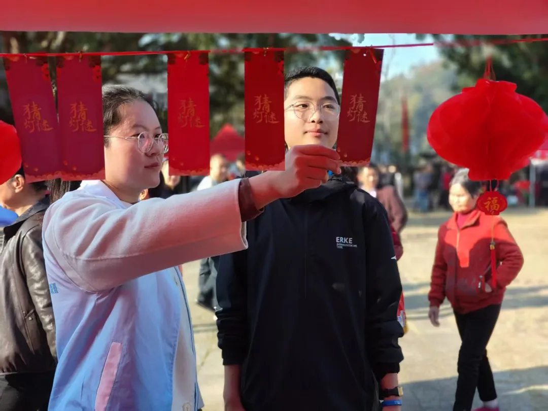 三下乡送法治年货 非遗融法暖民心