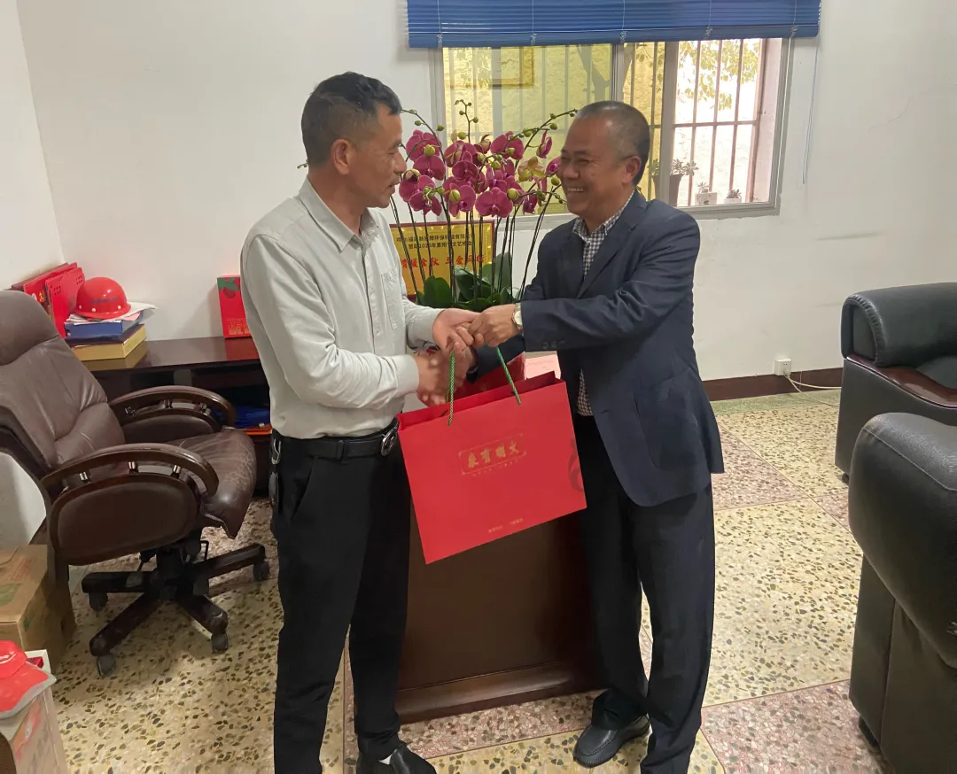 【百干挂百企】连城县自然资源局深入企业开展节前走访慰问活动