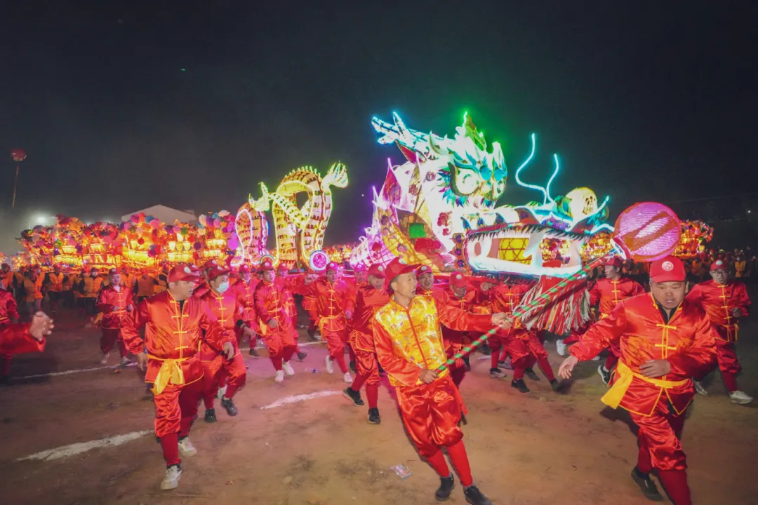 漳平新桥板凳龙。章宸睿 摄.jpg