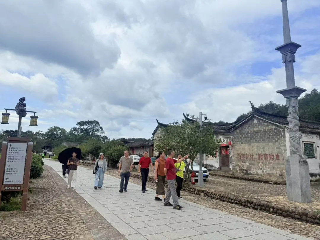 暂无图片