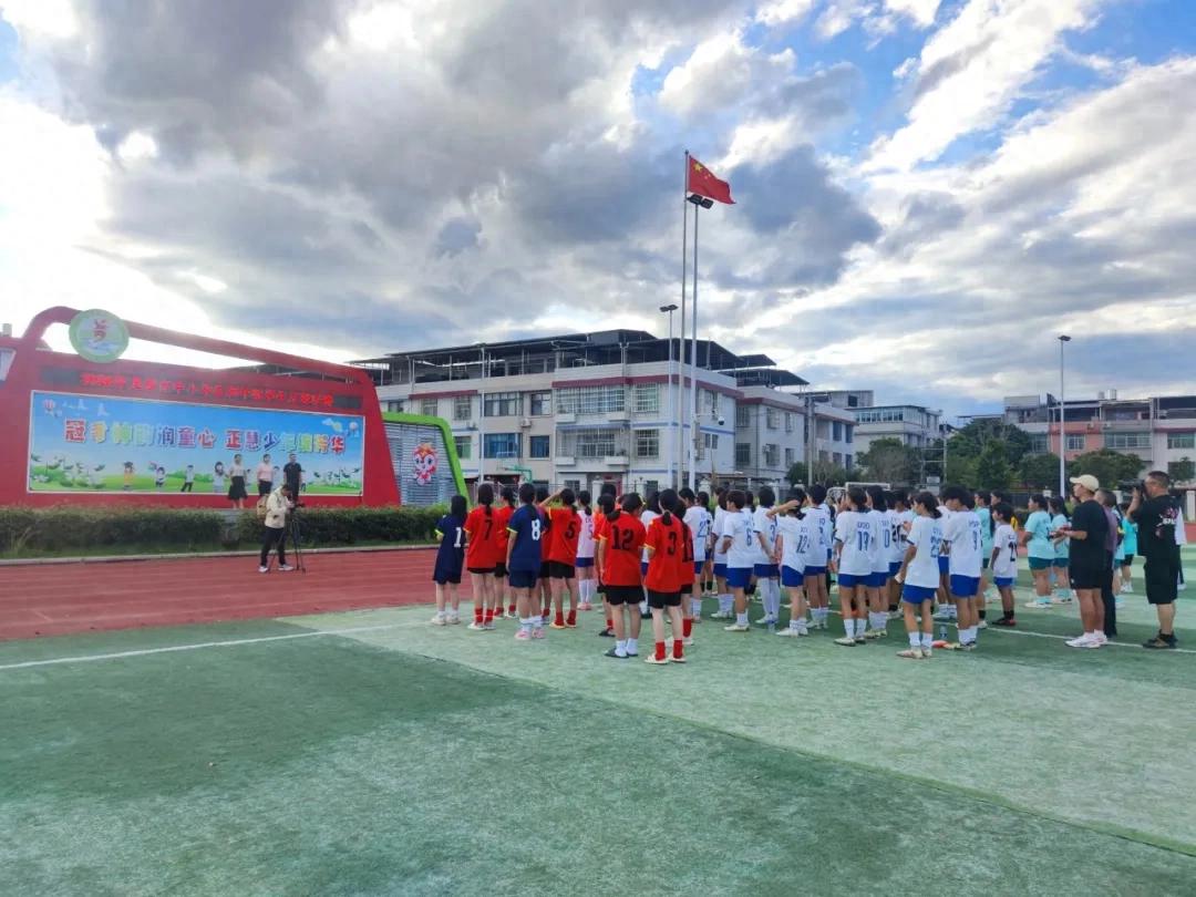 【校园足球】2026年龙岩市中小学生和中职学生足球联赛初中女子组比赛圆满落幕