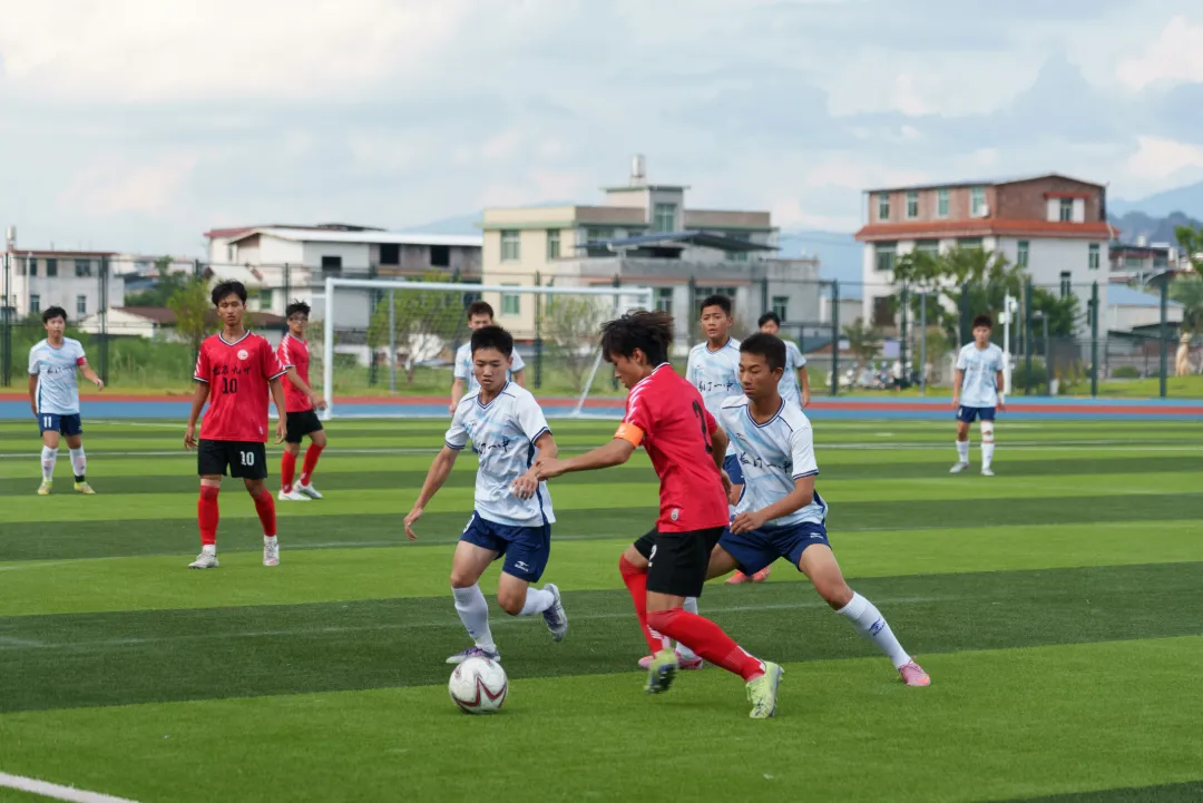 2026年龙岩市中小学生和中职学生足球联赛圆满落幕 (3).jpg